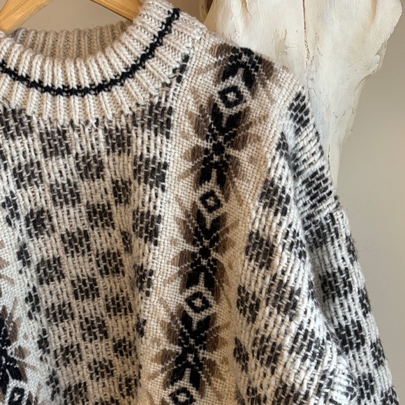 Vintage Inkas World Wool Black, Brown and Cream Crewneck Sweater - Picture 4 of 8